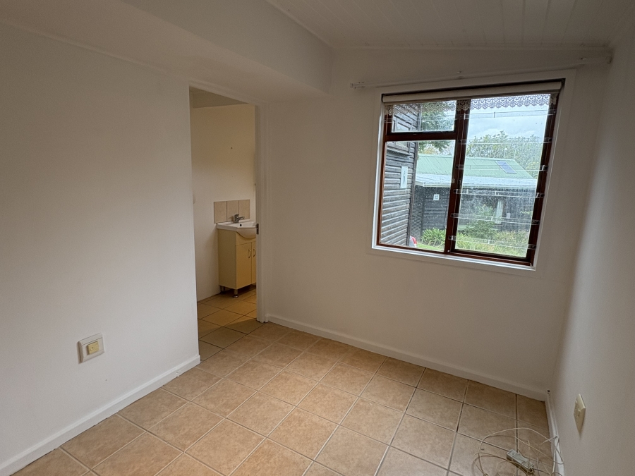 2 Bedroom Property for Sale in Harkerville A H Western Cape